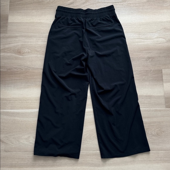 Athleta - Avenue Wide Leg Crop Pant - Picture 10 of 14
